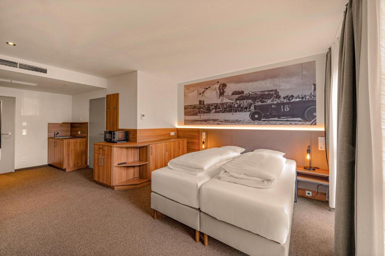 Zuendwerk - Motel Strasshof an der Nordbahn Esterno foto